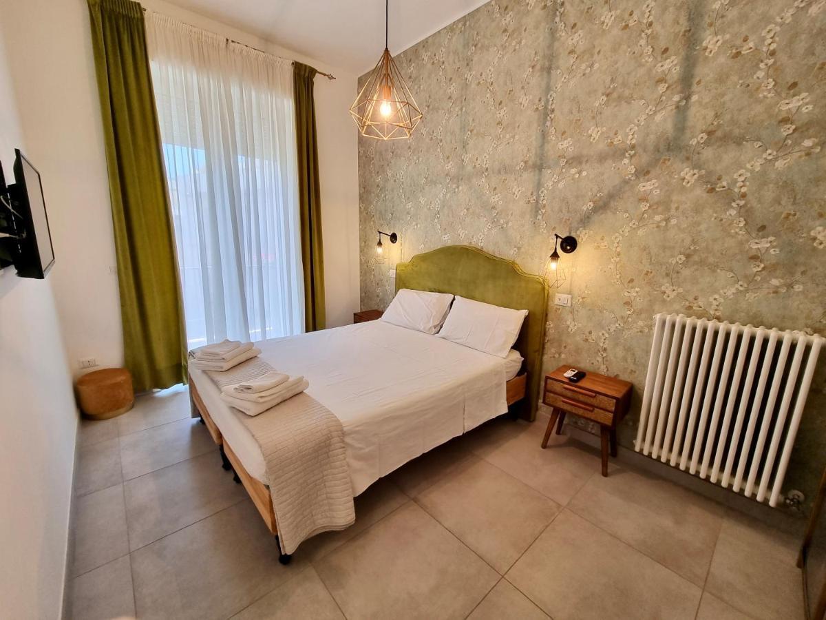 Dimora Giusti Bed and Breakfast Lecce Buitenkant foto