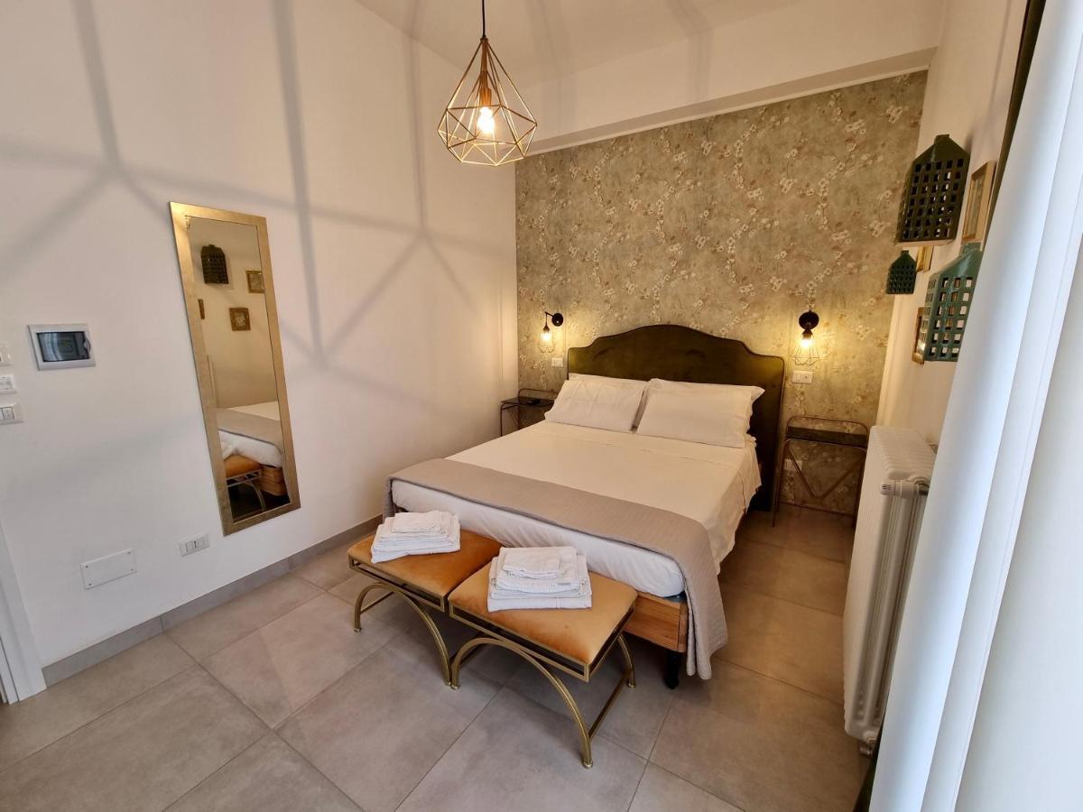 Dimora Giusti Bed and Breakfast Lecce Buitenkant foto