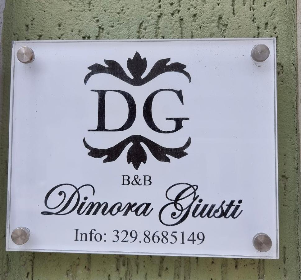 Dimora Giusti Bed and Breakfast Lecce Buitenkant foto