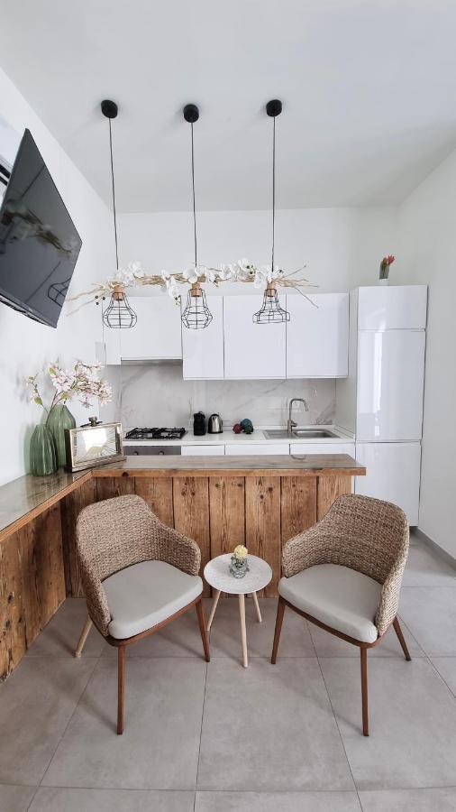 Dimora Giusti Bed and Breakfast Lecce Buitenkant foto
